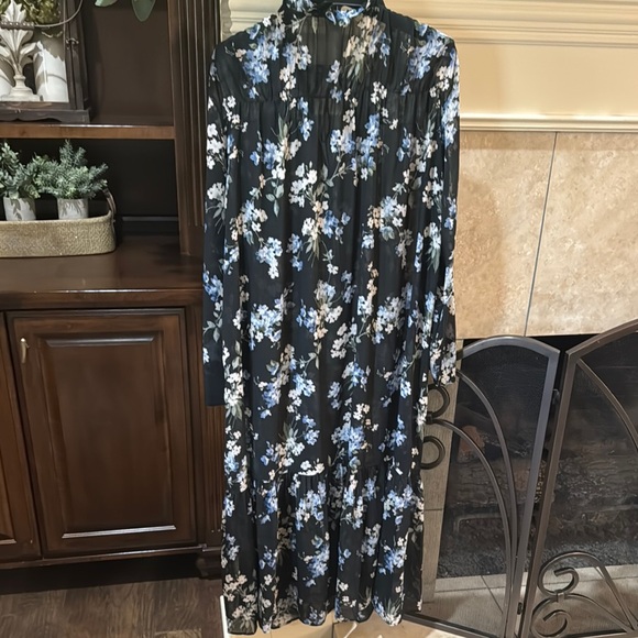 Women’s H&M Sheer Flowy Floral Black and Blue Maxi Dress Sz M - Picture 7 of 16